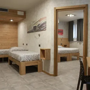 Bed & , Corte Rossa -1 Min Walk To Bernina Express Hotel