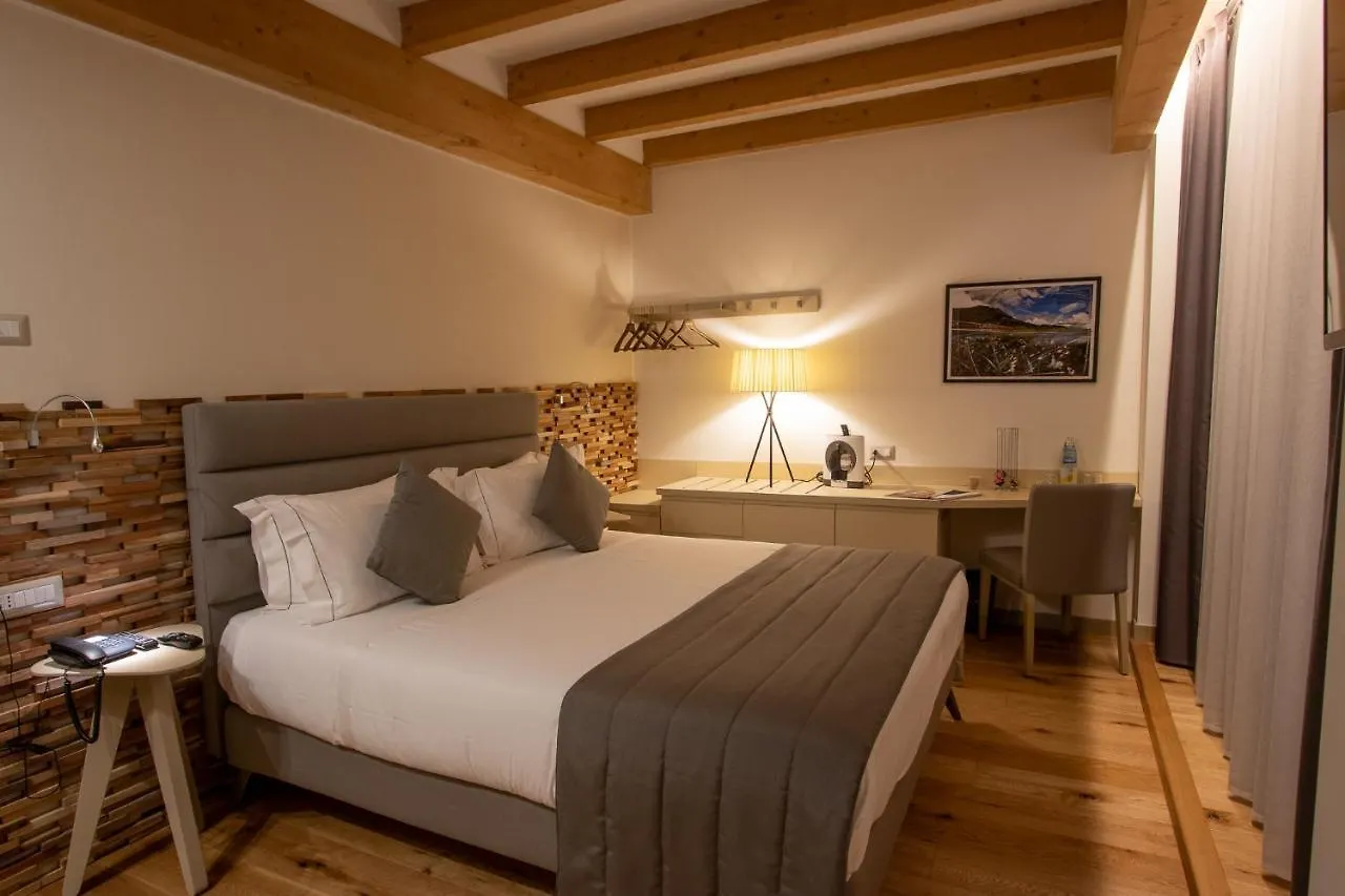 Lifestyle Room Binario Zero Tirano 3*,  Italy